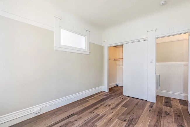 Building Photo - 112-118 Shotwell Street (1016r)