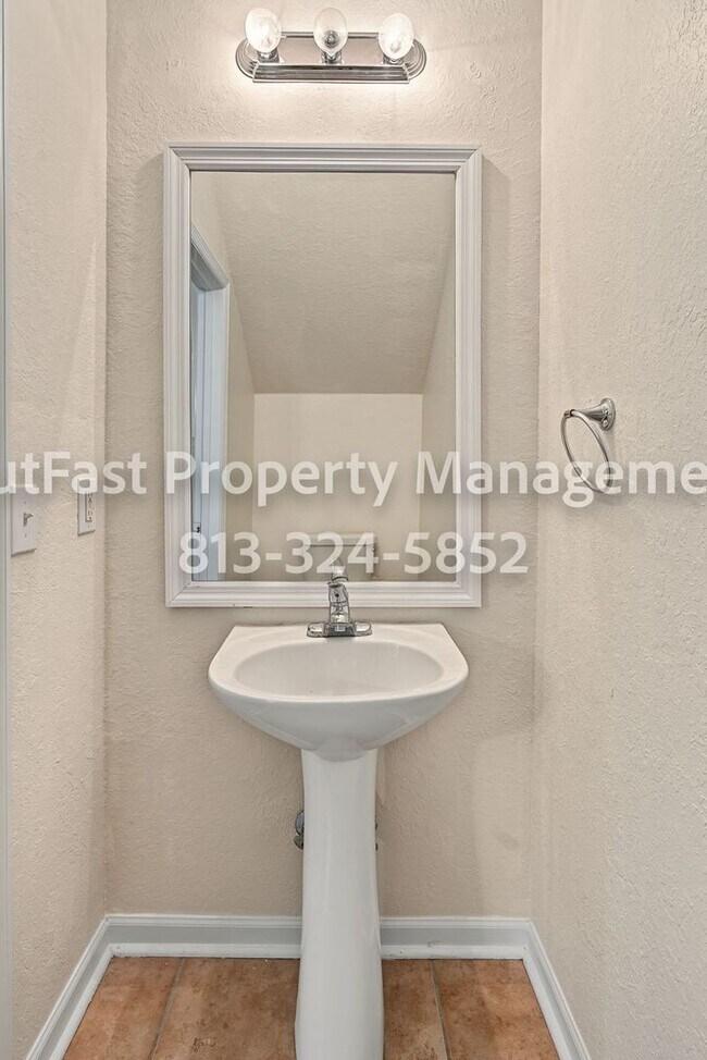 Building Photo - 5918 Mayglass Dr