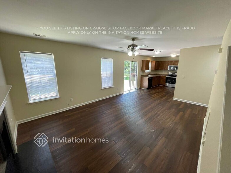 Building Photo - 7007 Hidden Creek Dr