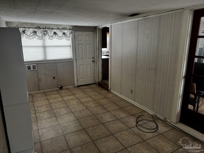 Building Photo - 119 Lenox Pkwy