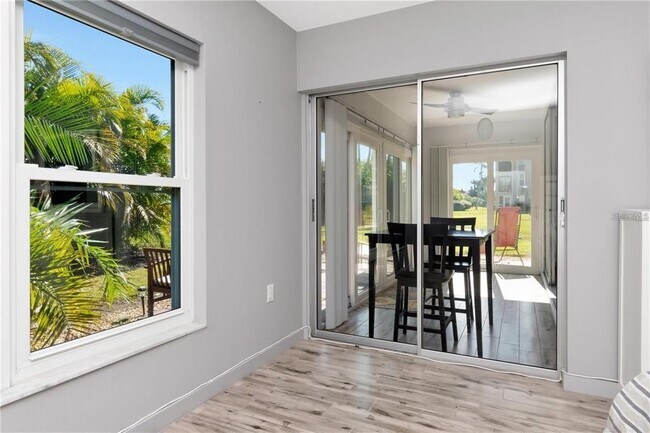 Building Photo - 10351 Regal Dr