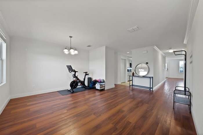 Building Photo - 1120 Bumble Bee Dr