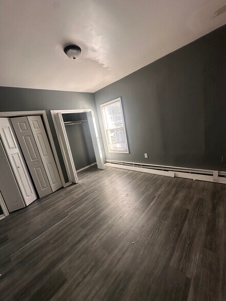 Building Photo - 349 Blue Hills Ave