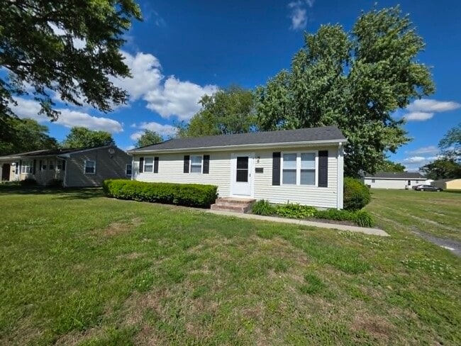 Building Photo - 611 Hammond St