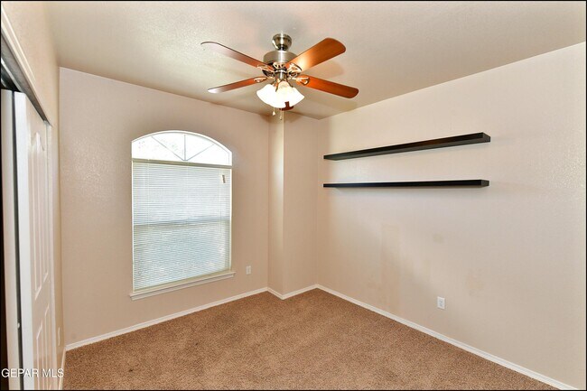 Building Photo - 5810 Redstone Mesa Ct