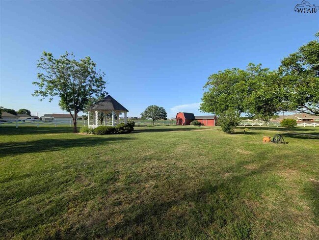 Building Photo - 1431 Cherokee Cir