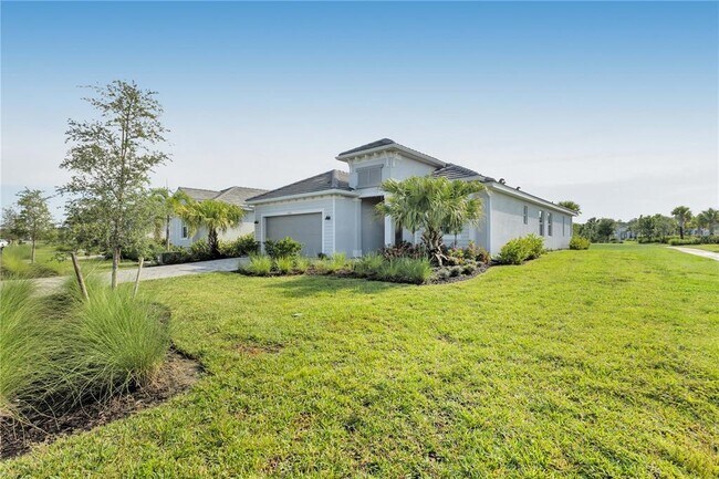 Building Photo - 15991 Sugar Hl Dr