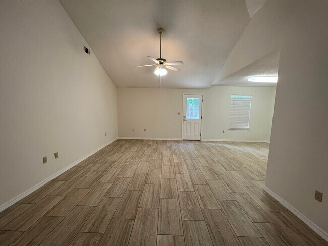 Building Photo - 71 Olde Cypress Cir NW