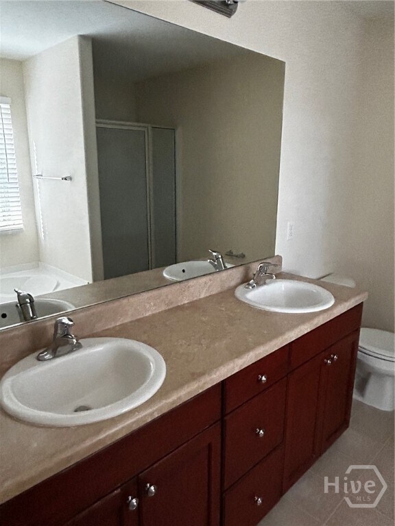 Building Photo - 156 Chapel Lake S