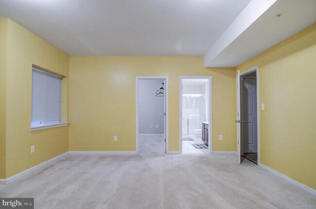Building Photo - 3401 Eagle Ridge Dr