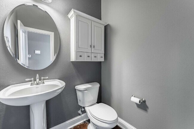 Building Photo - East Fayetteville Home for Rent