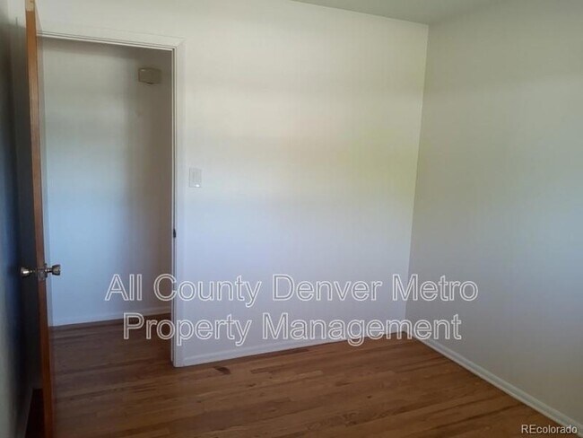 Building Photo - 1610 S Allison St