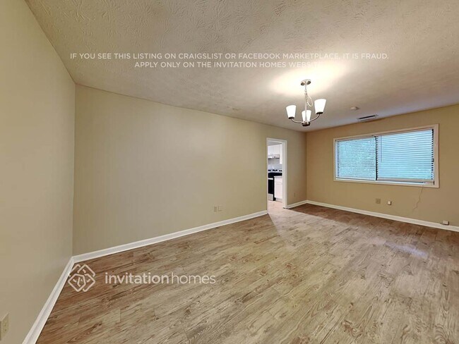 Building Photo - 5 Woodbine Point