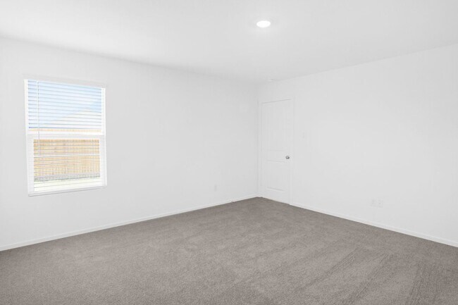 Building Photo - 730 Pawpaw Dr