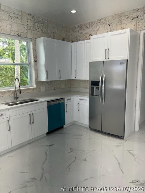 Building Photo - 16082 Rio Del Sol