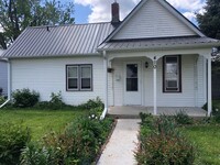 Building Photo - Nice 2 Bed 1 Bath Home! 1st MONTH FREE LIM...