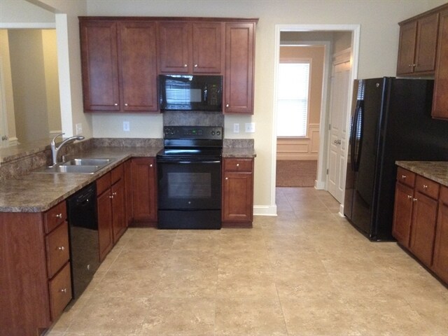 Building Photo - 10123 Caldwell Depot Rd