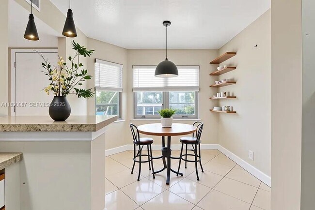 Building Photo - 900 SW 125th Way