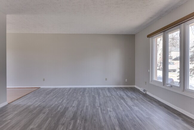 Building Photo - 3826 N 95th St