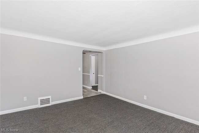 Building Photo - 12509 Britton Dr