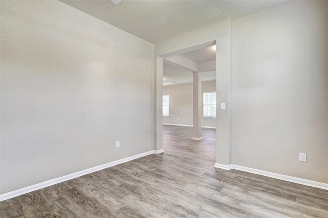 Building Photo - 3207 Tilmon Ln.