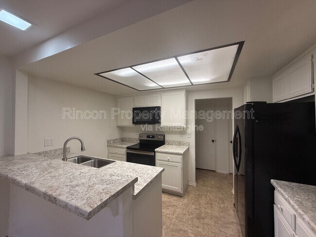 Building Photo - 361 Jalisco Ct