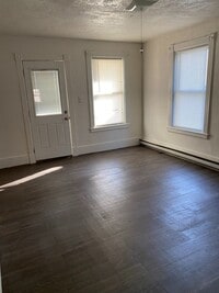 Building Photo - North Cat Duplex