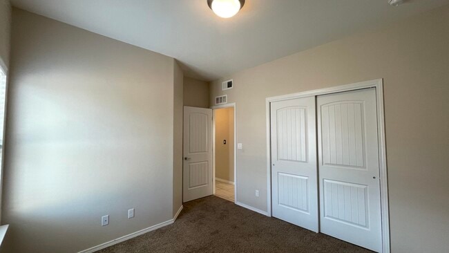 Building Photo - 14809 Willie Worsley Ave