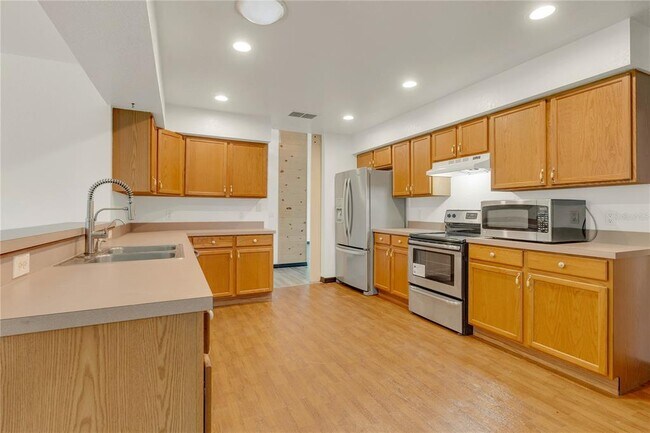 Building Photo - 4831 Rummell Rd