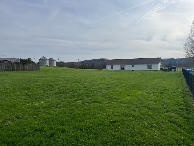 Building Photo - 13311 Bennettsville Rd