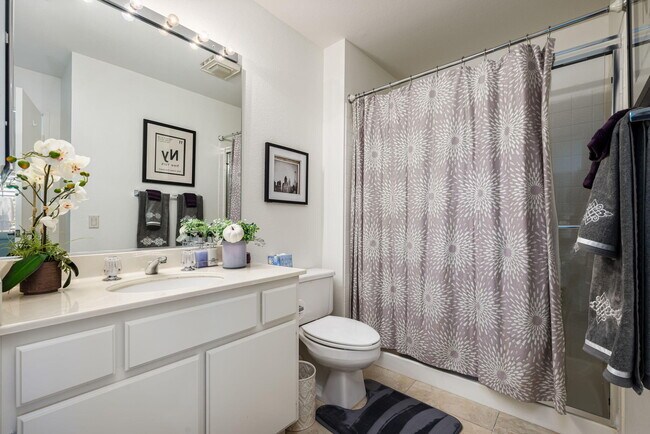 Building Photo - 55553 Winged Foot