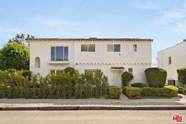 Building Photo - 545 N La Jolla Ave