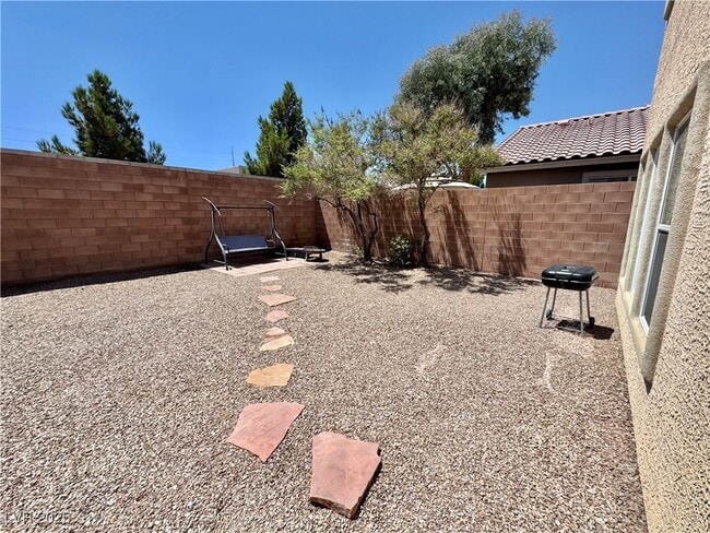 Building Photo - 2809 Cedar Bird Dr