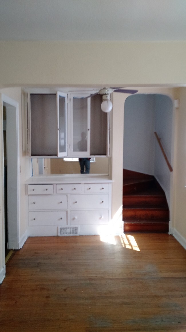 Building Photo - 1712 Vernon St