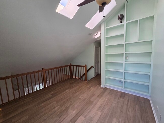 Building Photo - 406 College Crossing