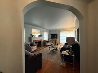 Building Photo - Great Seabright area 2/1 Fully Furnished Home