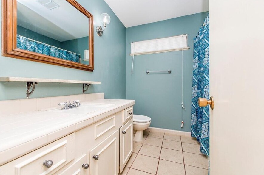 Building Photo - 5900 Durbridge Dr