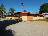 Building Photo - 1215 E Central Ave