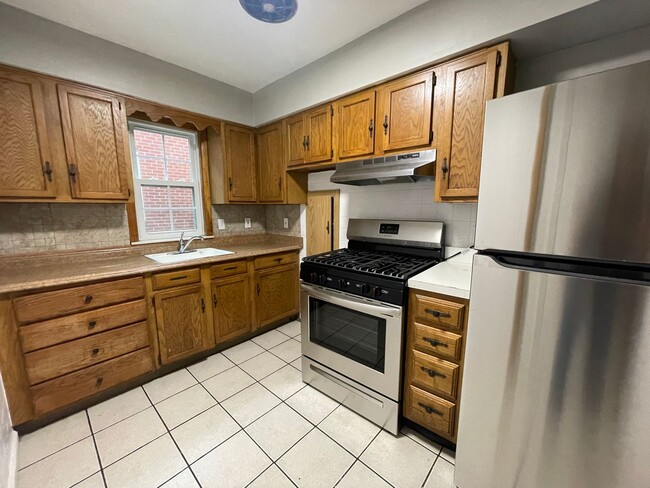 Building Photo - 3537 Daleford Rd