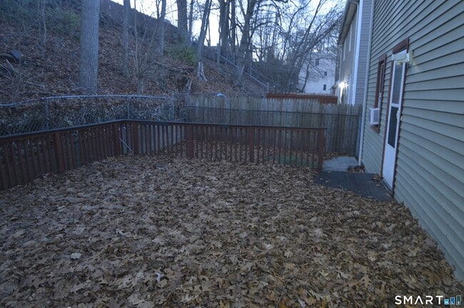 Building Photo - 136 Forest Rd