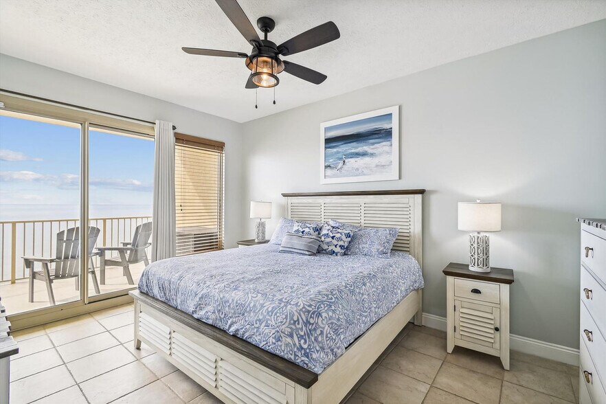Building Photo - 8715 Surf Dr
