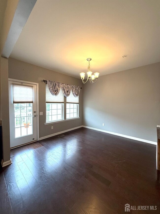 Building Photo - 1305 Hudson Cir