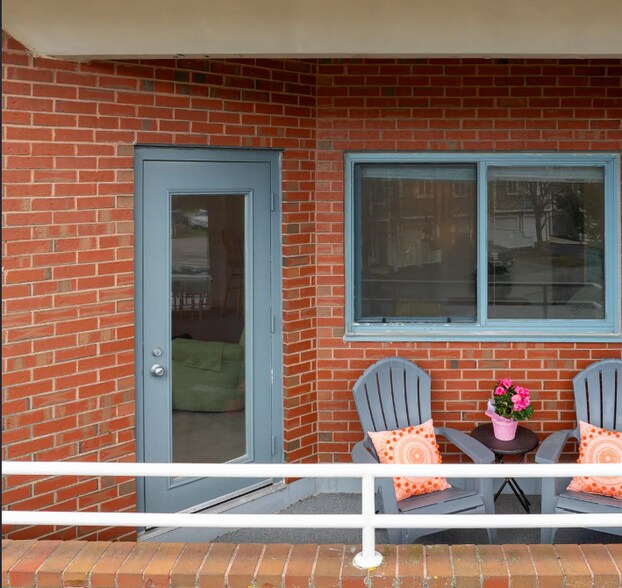 Building Photo - 148 Breakwater Dr