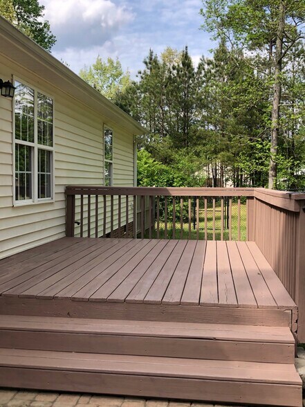 Building Photo - 224 Audrey Cir