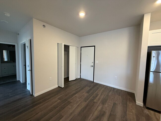 Building Photo - Northern Point Apartments