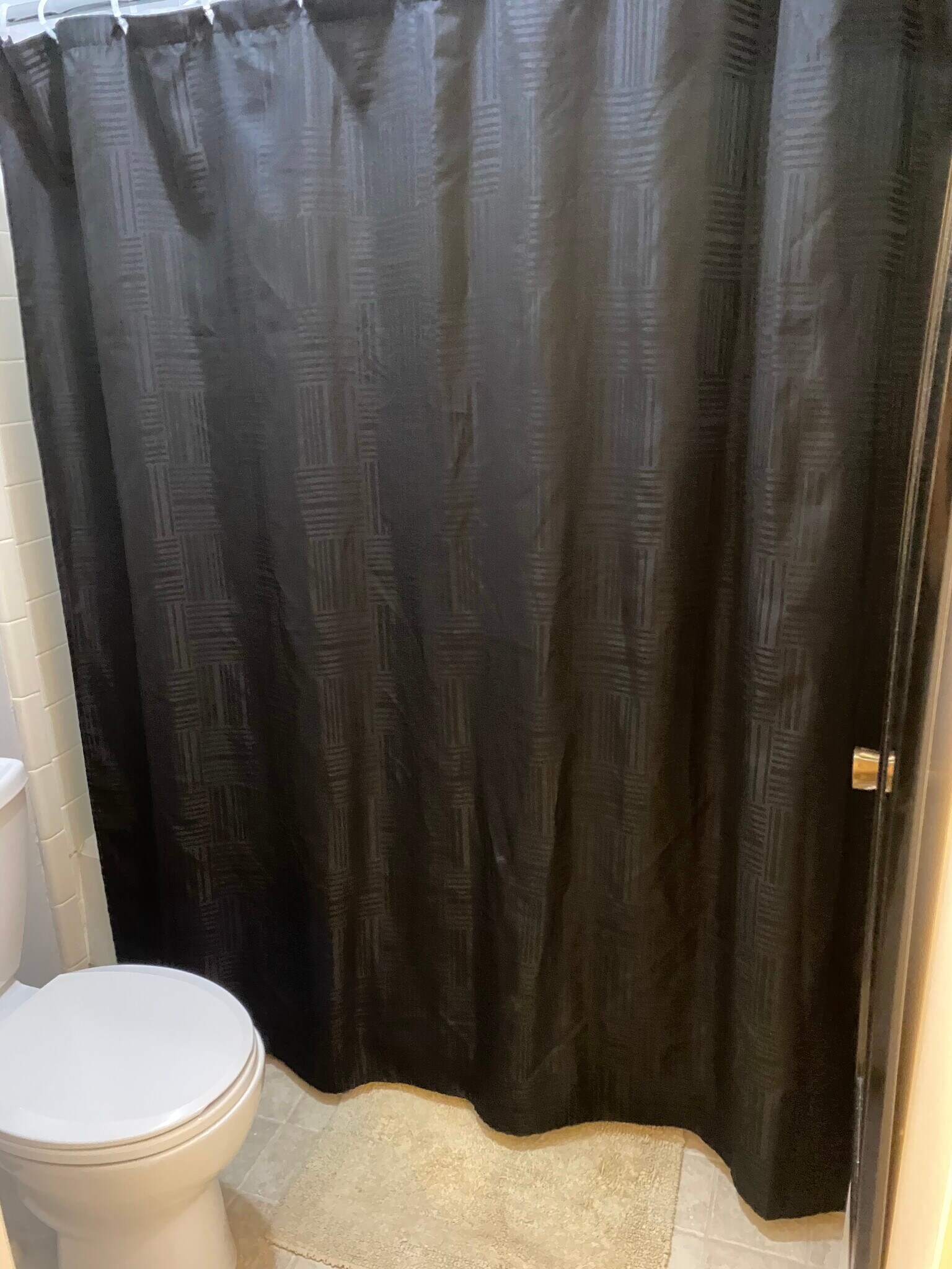 Guest Bathroom - 701 Tuxworth Cir