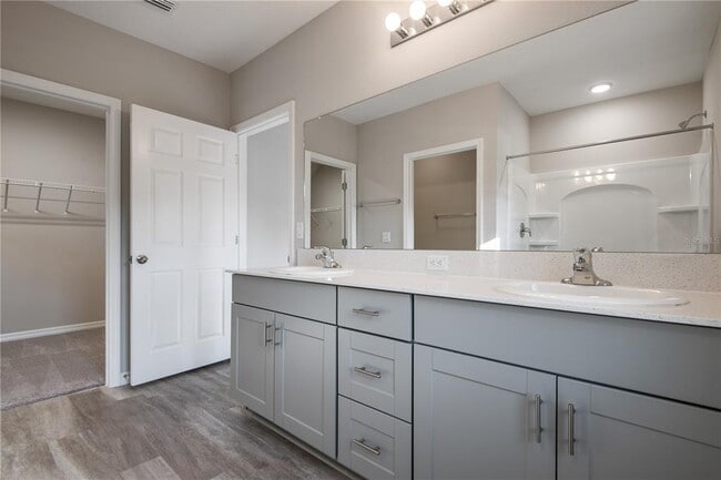 Building Photo - 13300 Wildgrass Trl