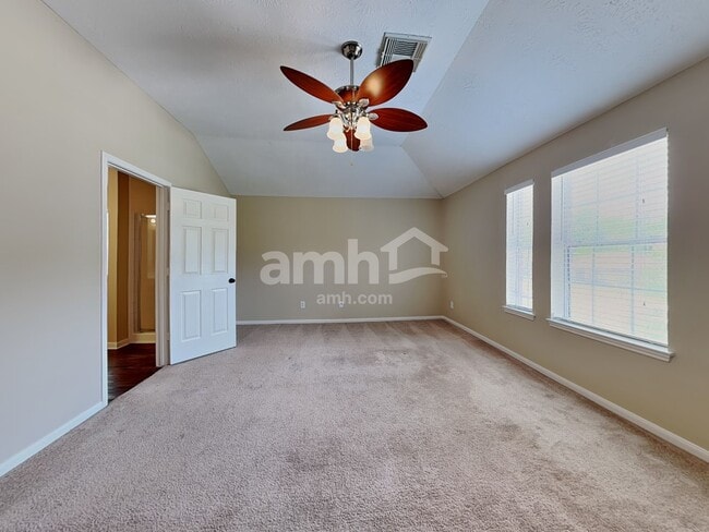 Building Photo - 7010 Durango Dr