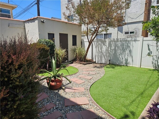 Building Photo - 57 Pomona Ave