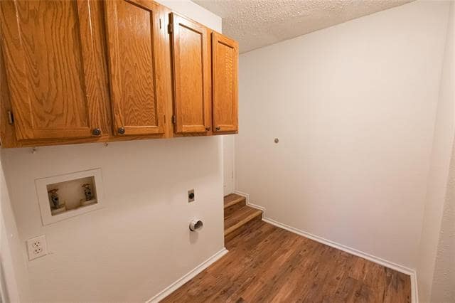 Building Photo - 1912 Dorothy Ln